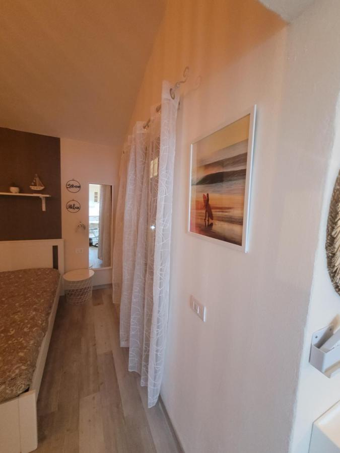 Surf House Mirice Apartamento Vignola Mare Exterior foto