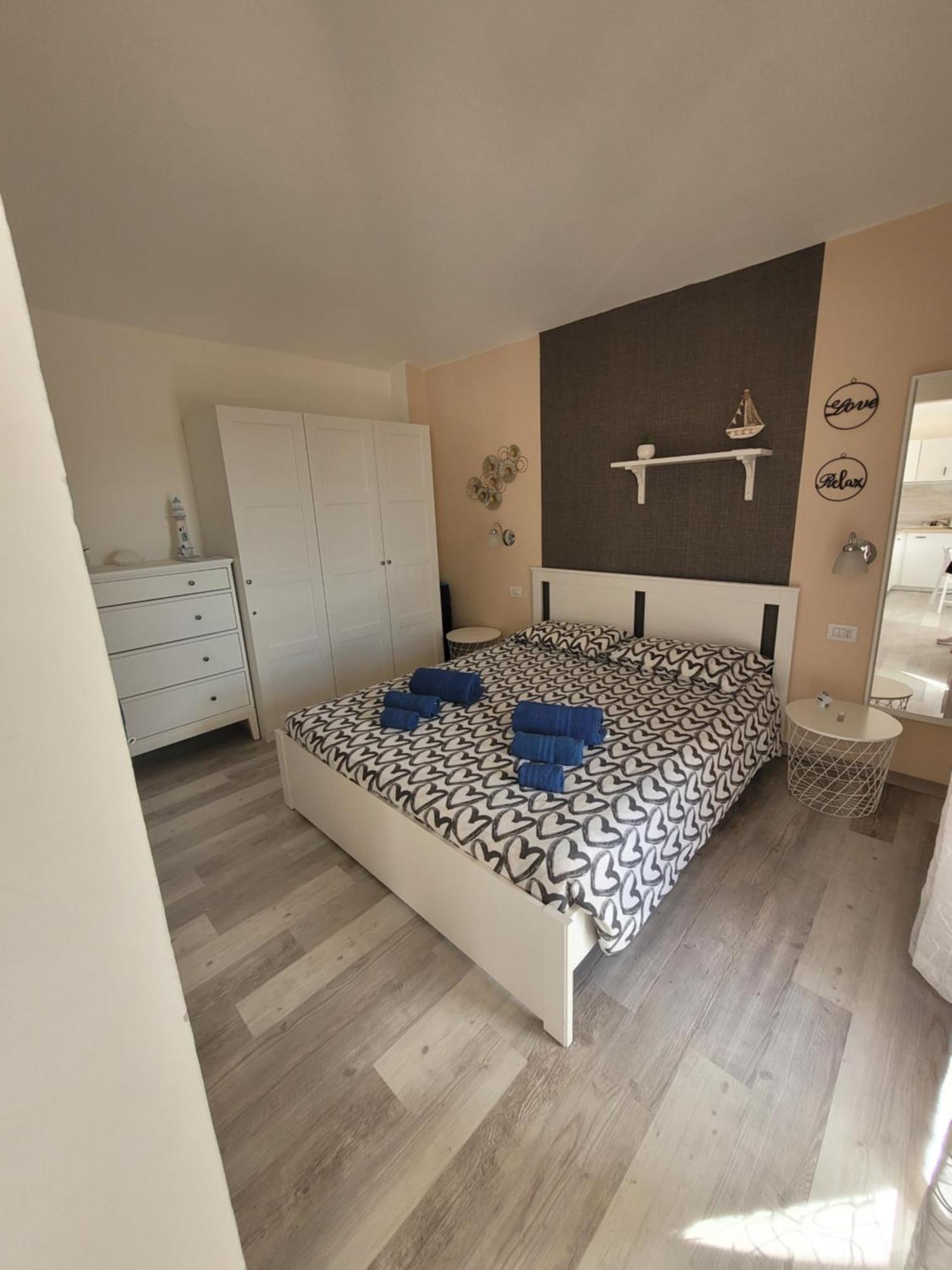 Surf House Mirice Apartamento Vignola Mare Exterior foto